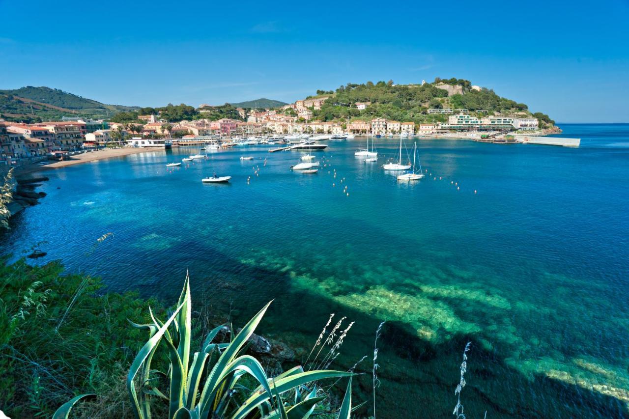 Appartement Sogno Azzurro à Porto Azzurro Extérieur photo
