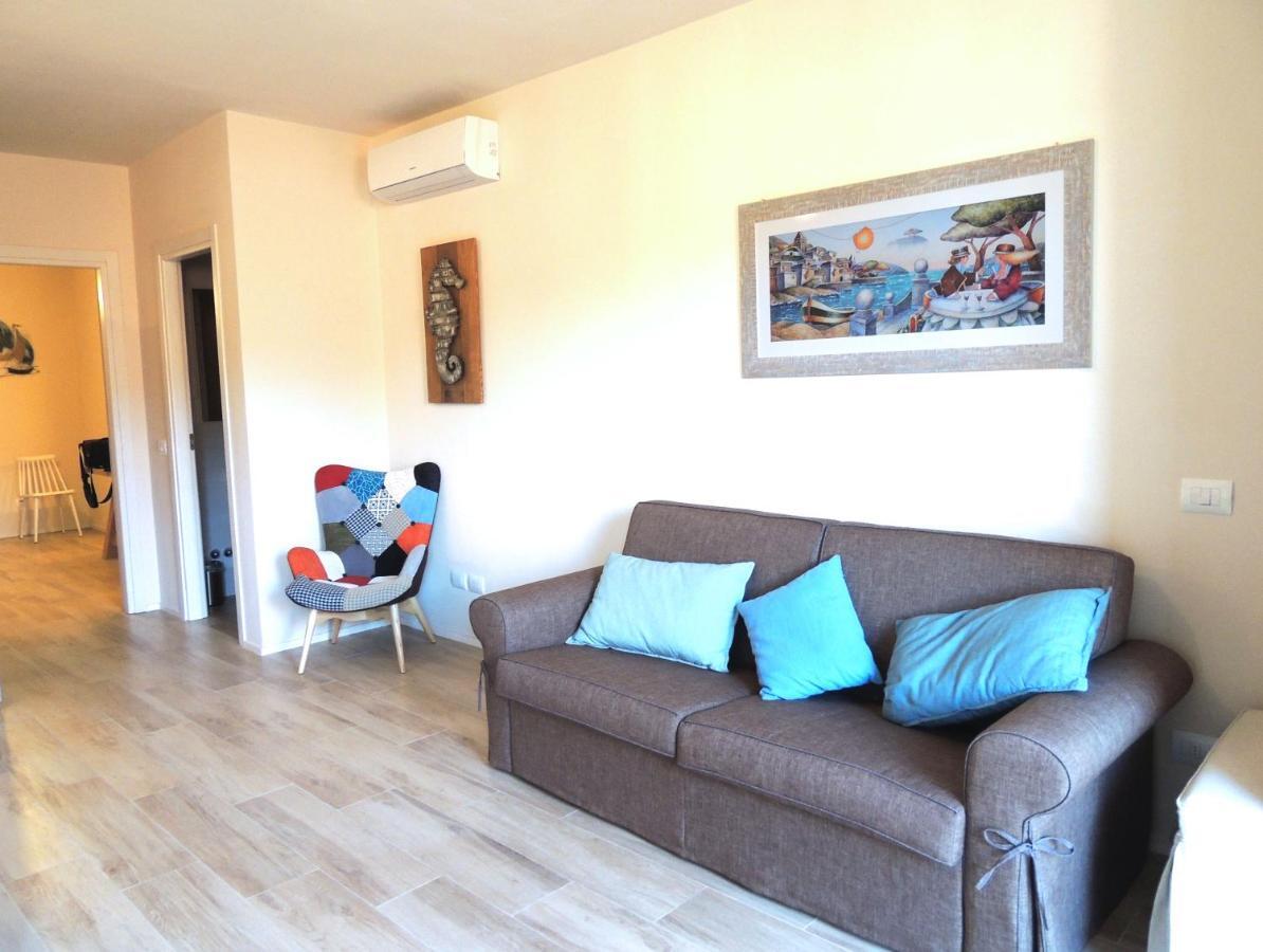 Appartement Sogno Azzurro à Porto Azzurro Extérieur photo