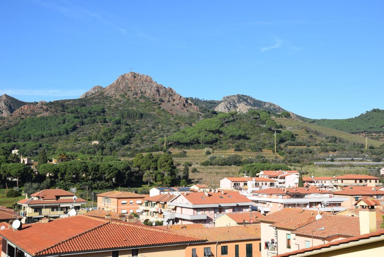 Appartement Sogno Azzurro à Porto Azzurro Extérieur photo